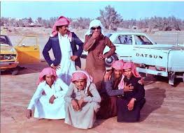 ويسمى سحر الأنوار القديم هو في الحقيقه مخطوط قديم جداً للشيخ البوني. J3x 6rnbin5iom