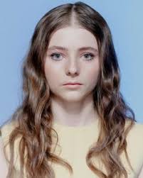 Идеи на тему «Thomasin McKenzie» (120)