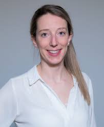 Amy Snell's Instagram, Twitter & Facebook