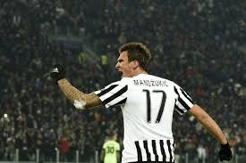 Hij kondigde in september 2021 zijn voetbalpensioen aan, nadat hij clubloos was na zijn vertrek bij ac milan. Official Mario Mandzukic Joins Al Duhail Juvefc Com