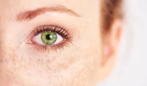 Cool hair colors like platinum blonde, ash blonde and brown, silver, blue, green, and black help to accentuate hazel green eyes. Green Eyes The Trait Of Two Percent How Rare Are Green Eyes