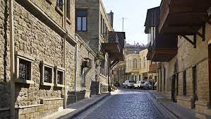 Hotel is not far from flame towers, upland park, azerbaijan opera and ballet theatre. Diese 5 Sehenswurdigkeiten In Baku Sind Ein Muss Mannersache