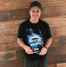 It was an amazing show starring rob mills, gretel scarlett, john paul young, todd mckenney and the legend himself bert newton, plus many more amazing actors. Johnny Ruffo S Brain Cancer Has Returned Huge Battle