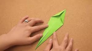 Silahkan kunjungi situs tersebut untuk berbagai macam tutorial lainnya seperti origami bintang, binatang. 3 Ways To Make An Origami Flower Wikihow