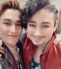 Lee made his debut on october 15, 1996, while he was still in high school, with the single why the heaven. ì´ì§€í›ˆ ë‚˜ì´ ê³¼ê±° ê²°í˜¼ ì—¬ìžì¹œêµ¬ ìœ ì§„ ê²°ë³„