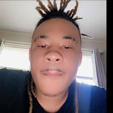 SHAWTY say thuggin wit my cameraman he got a gun to🤣