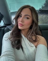 Colleen Mather's Instagram, Twitter & Facebook