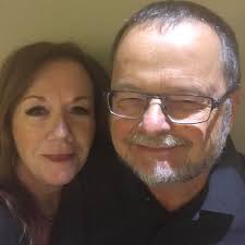 😍 You're my arm candy, comedian, partner in crime, kitty daddy, swolemate,  husband and best friend. Celebrating you today (and everyday) is EASY.  HAPPY BIRTHDAY @joelfreemanfitness 🥳💋 . . . #happybirthday #joelfreeman #