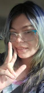 Marissa Lund's Instagram, Twitter & Facebook