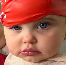 Your the best friend a guy could have! Cheers to your 26th ya old fart! I  love you cutie, the future is bright and exciting together!