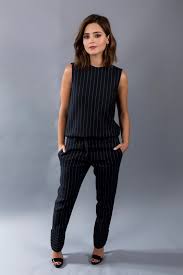 Compute your ideal weight for height in kilograms, pounds and also in stones and pounds. Foot Talk Women With Smaller Feet Have Prettier Faces And Men With Small Wrists Are More Attractive
