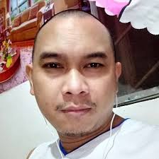 BAKIT TAYONG MGA KRISTYANO AY IPINAGDIRIWANG ANG PASKO?"🤔 ANG SALITANG  PASKO AY SALITANG TAGALOG NA NAGMULA SA SALITANG KASTILA NA "PASCUA" NA ANG  IBIG SABIHIN AY FEAST O PIYESTA NG TAUNAN NA