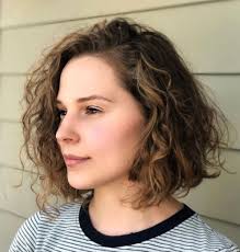 Side Parted Bob For Thin Natural Wavy Hair Natural Wavy Hair Short Wavy Hair Short Wavy Haircuts