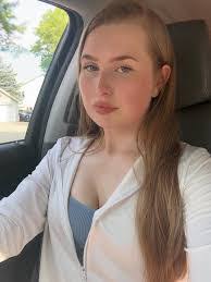 Shyanne Smith's Instagram, Twitter & Facebook