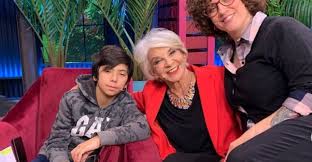 San antonio living producer | tx ex. Gaby Hernandez Recibio La Visita De Su Familia En Viva La Pipol Chilevision