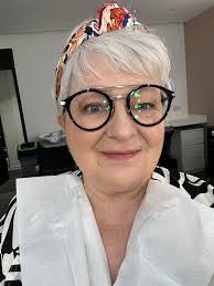 Jane Greenfield's Instagram, Twitter & Facebook