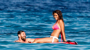 Las 15 fotos más sensuales de Antonela Roccuzzo, la rosarina que conquistó  a Lionel Messi y al mundo - Infobae