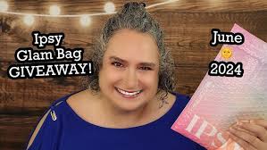 ВРЕМЯ ОТПИСКИ?? РАСПАКОВКА IPSY vs BOXYCHARM МАРТ 2021 КТО ЛУЧШИЙ?