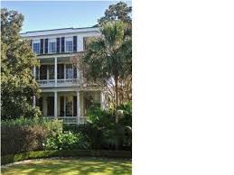 Massive Home In Charleston Sc Charleston Homes Southern Mansions Historic Homes