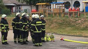 Последние твиты от bomberos (@bomberos). Envejecimiento De La Poblacion Alemana Tambien Afecta A Sus Brigadas De Bomberos Alemania Hoy Dw 26 08 2019