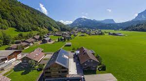 Открыть страницу «haus sonne bizau» на facebook. Haus Sonne Bizau Sommer Luftpanorama Mit Drohne Youtube