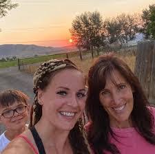 Marcella Sampson's Instagram, Twitter & Facebook