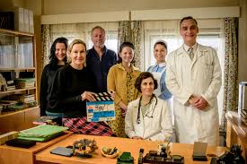 The characters at charite wrestle with what they will and won't do for the reich. Charite Staffel I Iii Erste Staffel Der Miniserie Fur Das Erste Ufa Fiction