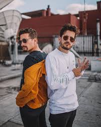 Gente de zona, mau y ricky — tan buena 03:45. Mau Y Ricky Para Ustedes Facebook