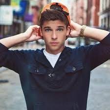 Tumblr Boys Brown Hair Blue Eyes Black Hair Boy Brown Hair Men