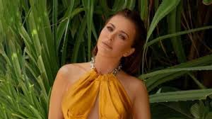 Поклонники артистки пришли в восторг от ее образа. Kondratyuk Zhestko Proshelsya Po Ani Lorak Iz Za Ee Planov Vystupit V Ukraine Unian