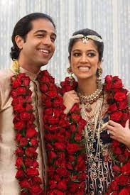 So Yes Mr Dd And I Are Exchanging Indian Floral Garlands At Our Wedding Although Sadly Ours Flower Garland Wedding Indian Wedding Garland Garland Wedding