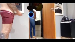 Pai e filha quase são pegos pela mãe - XNXX.COM