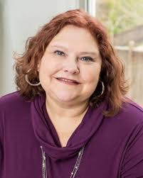 Stephanie Barnhart's Instagram, Twitter & Facebook