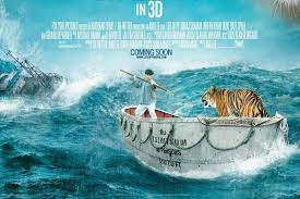 Pi, kurtuluş yok gibi görünen bu okyanusta zayıf bir sandalda yanındaki hayvanlarla. Pi Nin Yasami