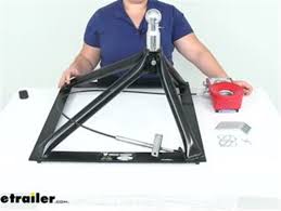 The anderson 3200 fifth wheel hitch guarantees the fastest installation time and it only requires one person. Review Of Andersen Fifth Wheel Fixed Fifth Wheel Am3200 Video Etrailer Com