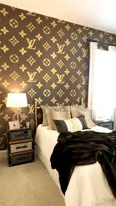 See more ideas about gucci wallpaper iphone, iphone wallpaper, gucci. Designer Bedding Sets Gucci Wallpaper Page Of 1 Images Free Download Gucci Kleidung