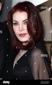 Priscilla Bloom's Instagram, Twitter & Facebook