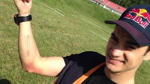 Daniel pedrosa ramal is a spanish grand prix motorcycle racer who currently serves as a test rider for red bull ktm factory racing. 2014 Motogp Nicky Hayden Has Successful Surgery Dani Pedrosa Needs One Week Of Rest Autoevolution