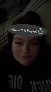 WE’RE ENGAGED!!💍🤍