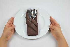 Servietten falten mit besteck ein effektiver weg von making ihre eigenschaft suchen erfrischend wird zu update die möbel mit jedem ahreszeit. Bestecktasche Servietten Falten Gutekueche At