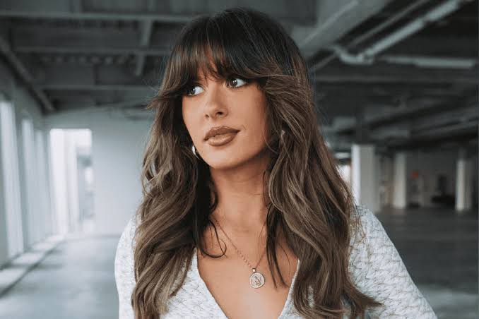Ella Langley Refuses To Use Auto-Tune During Her Concerts - Country Now