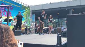 .(barbara maitland), abe goldfarb (adam maitland), natalie charle ellis @natsycharle (delia), and will blum @willblum (beetlejuice) perform jump the line from the beetlejuice musical (now playing at the winter garden) at staten island's empire outlets for broadway in the boros. The Cast Of Beetlejuice The Musical Performing Fright Of Their Lives Broadway In The Boros Youtube