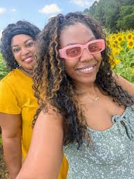 Raising your parents is a full-time job. Blue Ivy been clocked in. Beyonce  and Doechii made me 🥹 tonight. (@femmeitforward thanks for reposting my  screenshot!) Black women from the South>>>>>>>>>