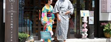 Wrap the belt, slightly stretch and close it. How To Wear A Yukata Visit Kinosaki