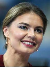 Алина маратовна кабаева е руска и узбекска състезателка по художествена гимнастика, олимпийска шампионка. Alina Kabaeva Foto Biografiya Filmografiya Novosti Vokrug Tv