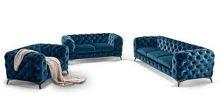 Sofa garnitur 3 teilig gunstig couchgarnitur kaufen bequeme. 3 2 1 Sitzer Chesterfield Sofa Big Emma Samt Moebella24