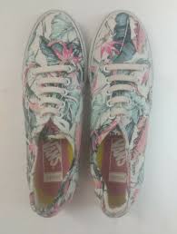 Polka dot heels for women. Vans 721356 Tropical Floral Print Shoes Women S Size 9 Hf101