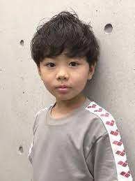 2019年夏 キッズカット ニュアンスパーマ 黒髪テクノクラウドマッシュ hairsalon breen tokyo ブリーン 原宿 のヘアスタイル biglobeヘアスタイル 黒髪パーマ キッズ髪型 ニュアンスパーマ