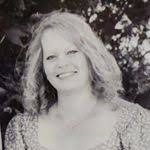 Amy Denzer's Instagram, Twitter & Facebook