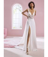 In brautkleider outlets geld sparen. White One Barcelona Brautkleider Diebraut Gottingen